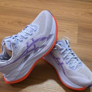 Asic Super Blast Running Shoes Men's 7 Women's 8.5, Unisex Sizing Like New